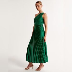 A&F Giselle Pleated One-Shoulder Maxi Dress
